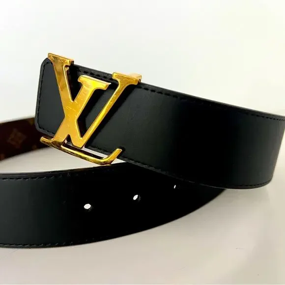 EUC Louis Vuitton 25mm reversible belt (black/brown logo)